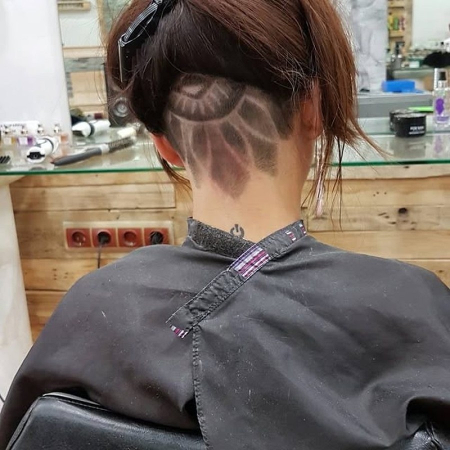 Corte con diseño